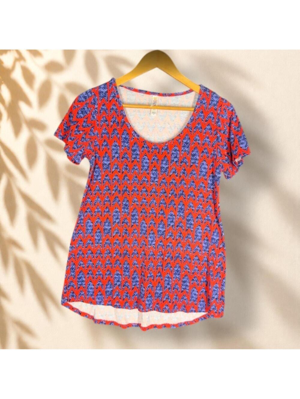 LulaRoe T-Shirt Women XS Red Geometric Short Sleeve Round Neck Cotton Casual